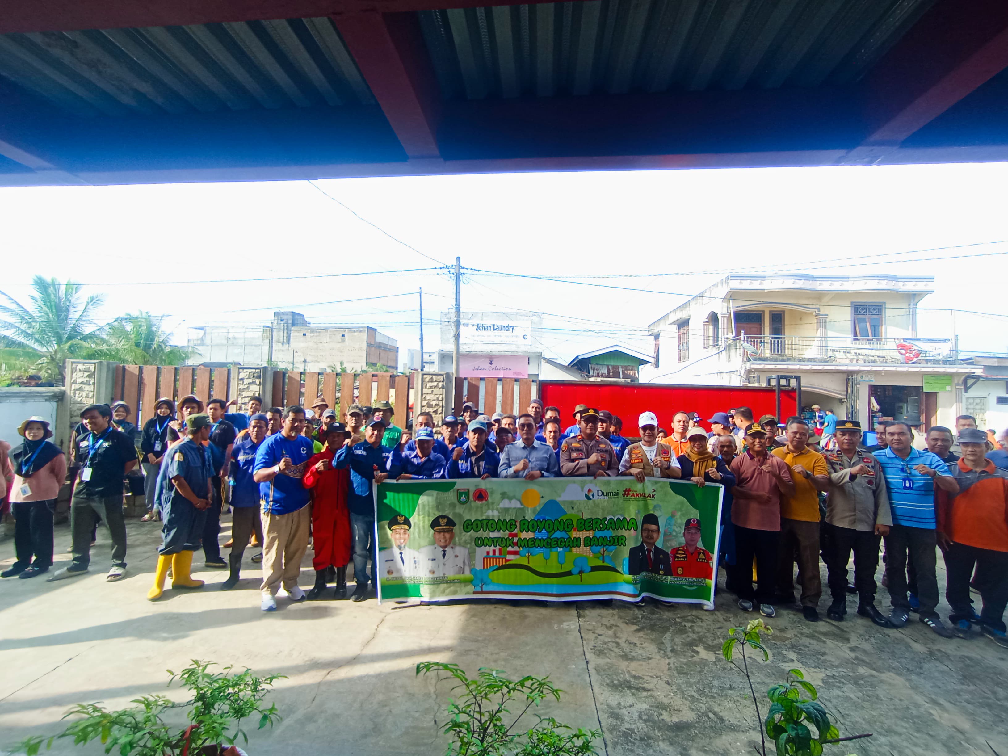 Empat Kelurahan Prioritas, BPBD Dumai Gaet Kelurahan, TNI/Polri dan Masyarakat Intensifkan Gotong Royong Untuk Penanggulangan Banjir